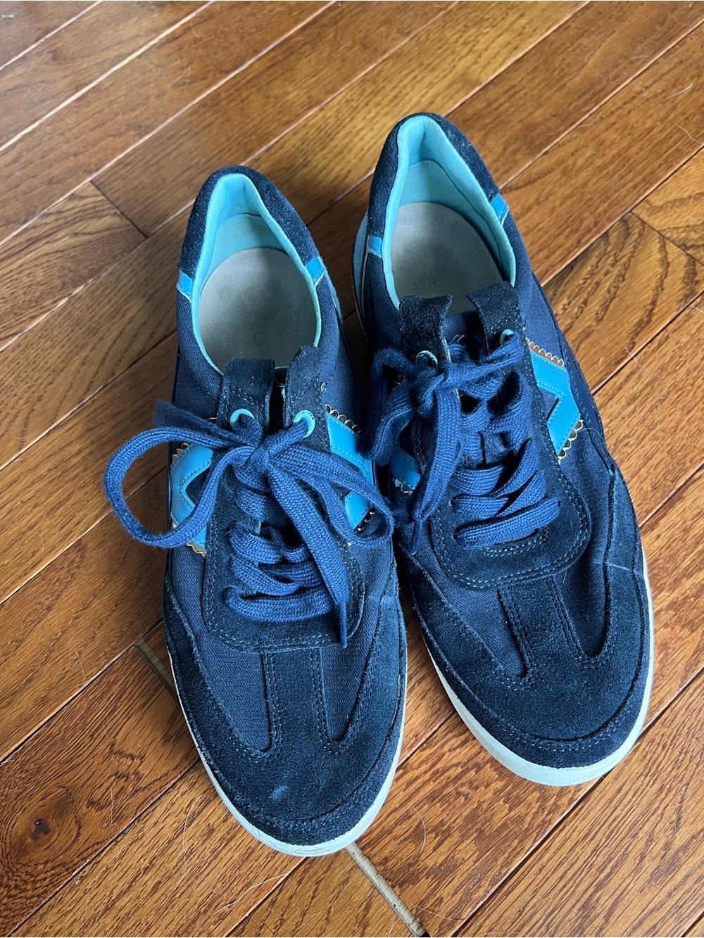 Vionic Navy Suede Sneakers with Teal Accents 8